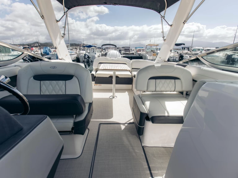 Noleggio Barca a motore con o senza skipper Régal a Ajaccio