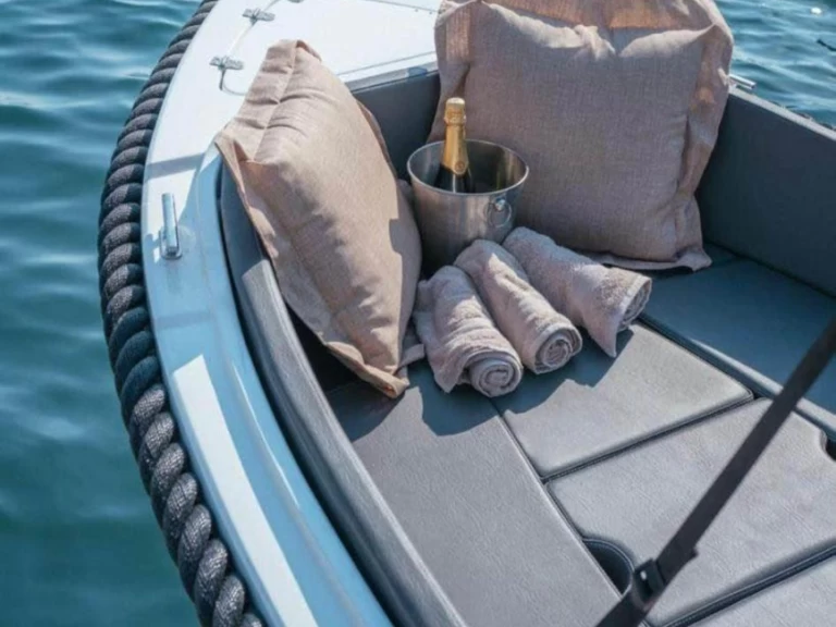 Noleggio barche Silver Silver yacht a Sant Antoni de Portmany su Samboat