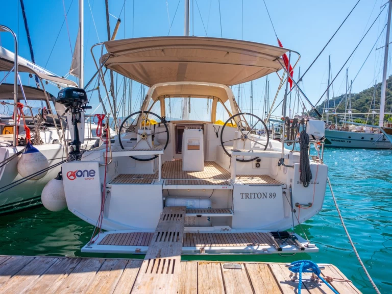 Bénéteau Oceanis 38.1 da affittare a  Fethiye