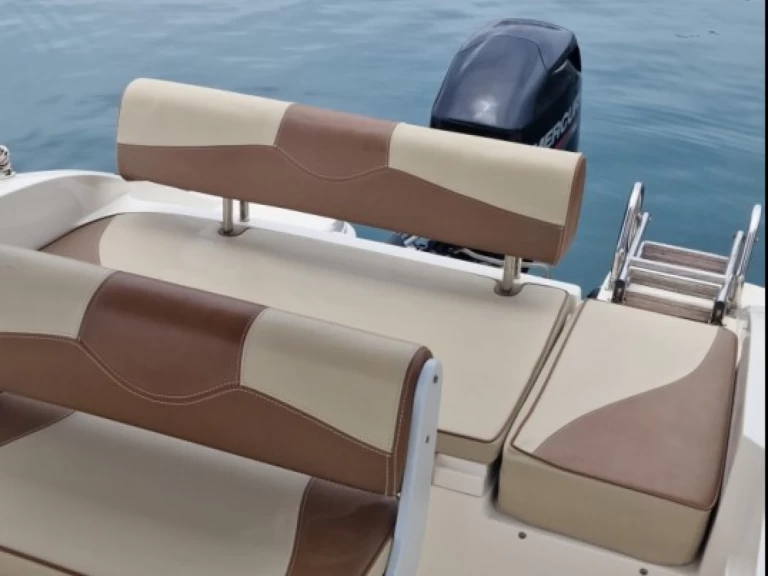 Noleggio Barca a motore a Palermo – Trimarchi 57 S