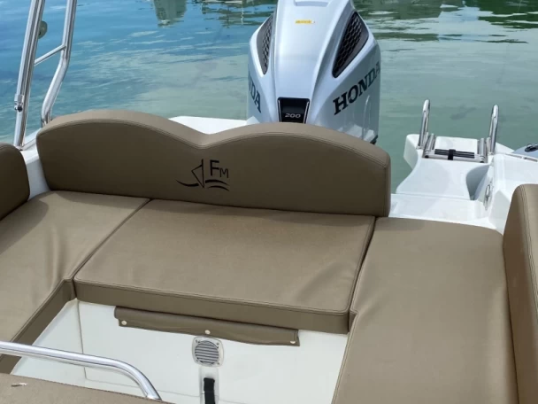 Fanale marine  FANALE 700 FALCHETTU da affittare a  Porto Pollo