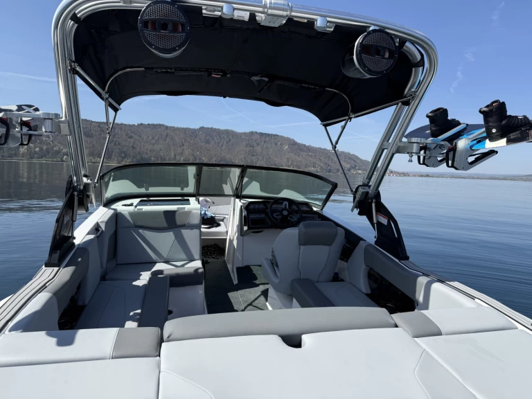 Noleggiare una Mastercraft NXT 20 a Bodman-Ludwigshafen