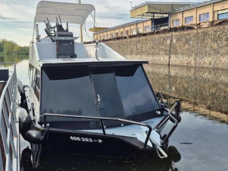 Noleggio Barca a motore a Mělník – Traweller YB35