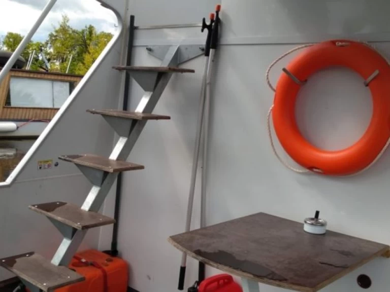 Noleggiare una Traweller YB35 a České Vrbné