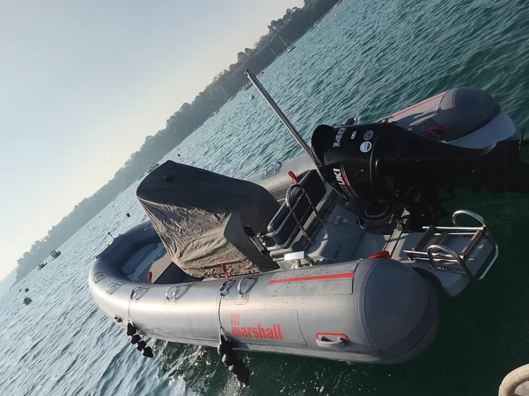 Gommone a noleggio a Dinard al miglior prezzo