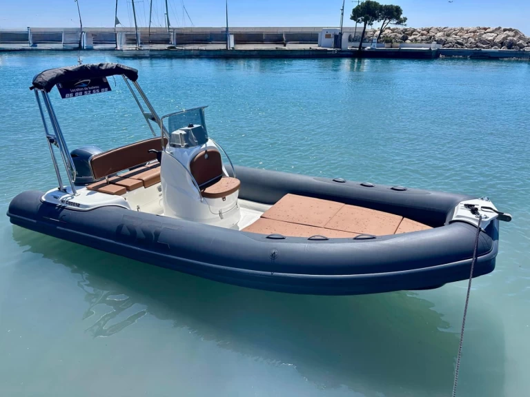 Noleggio barche Nizza economico BSC 57