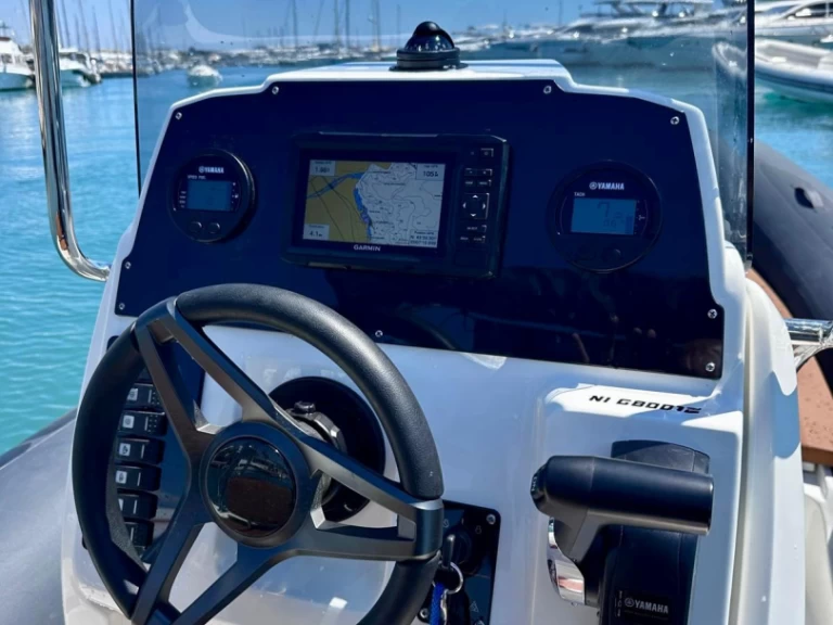 Noleggio Gommone con o senza skipper Bsc a Nizza