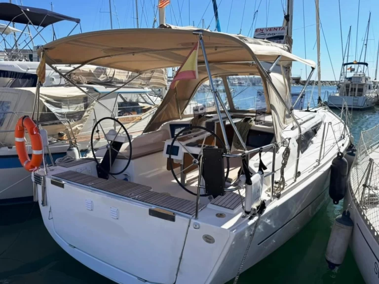 Noleggio Barca a vela a Barcellona – Dufour Dufour 360 Grand Large