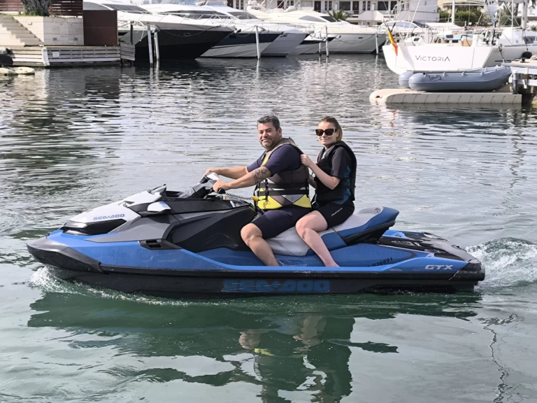 Noleggio barche Sea-Doo GTX 170 a Empuriabrava su Samboat