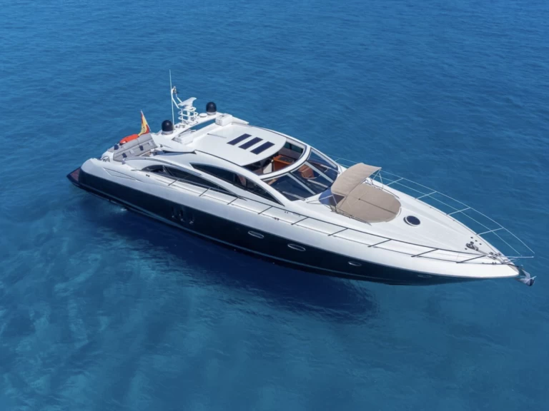 Noleggio Yacht di lusso a Ibiza Magna – Sunseeker Predator 72