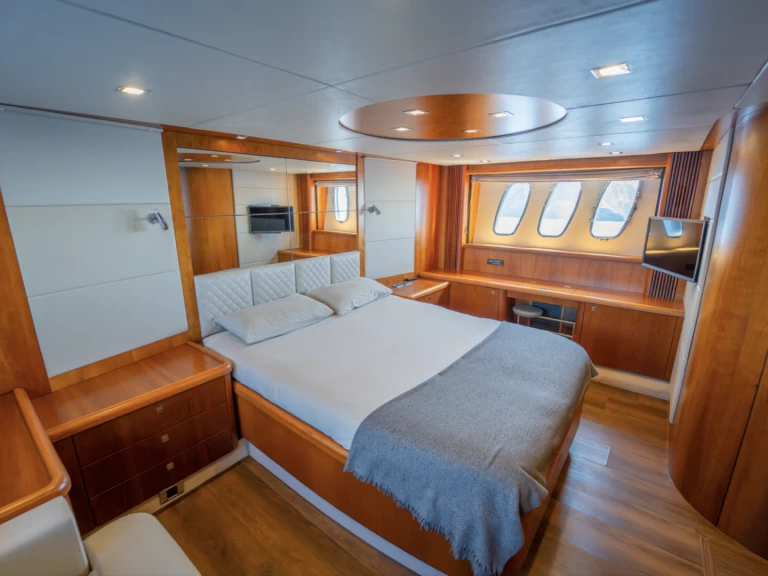 Noleggio barche Sunseeker Predator 72 a Ibiza Magna su Samboat