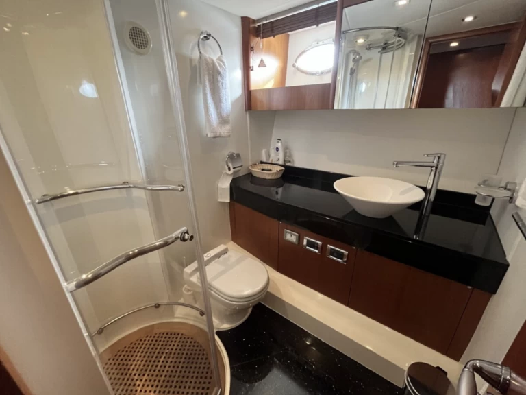 Noleggio Yacht di lusso con o senza skipper Sunseeker a Ibiza Magna