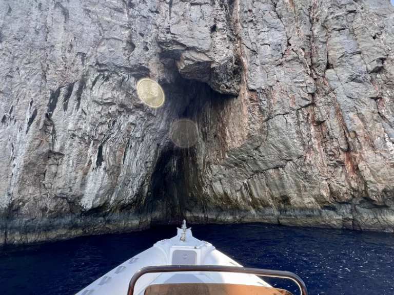 Noleggiare una HNC 690 690 a Iraklio