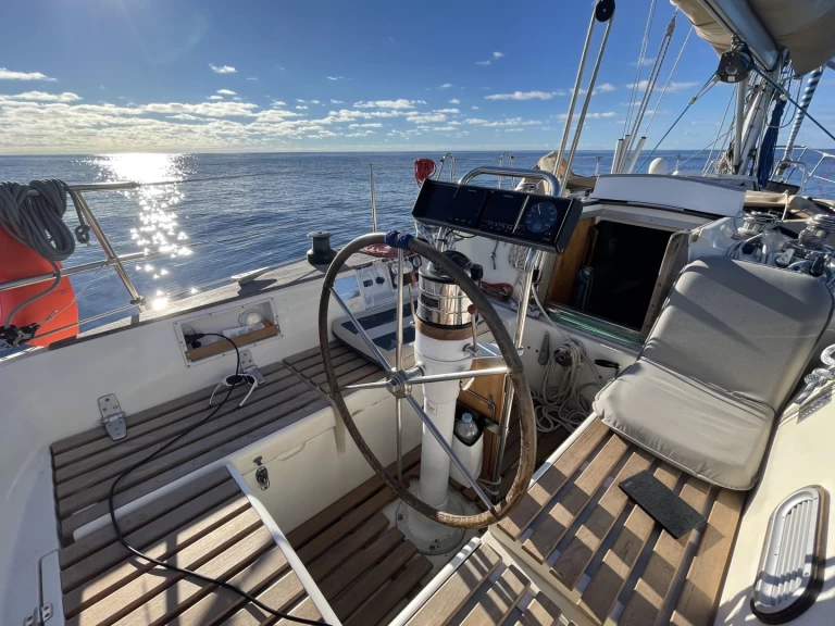 Noleggio Barca a vela Wauquiez con patente nautica