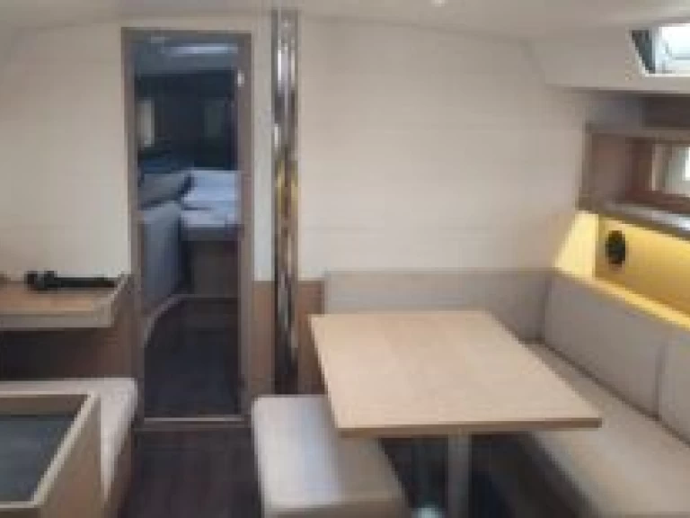 Noleggio barche Toulon economico Oceanis 45