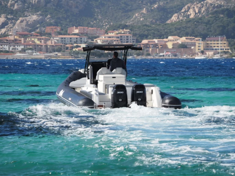 Noleggio Gommone Bwa con patente nautica