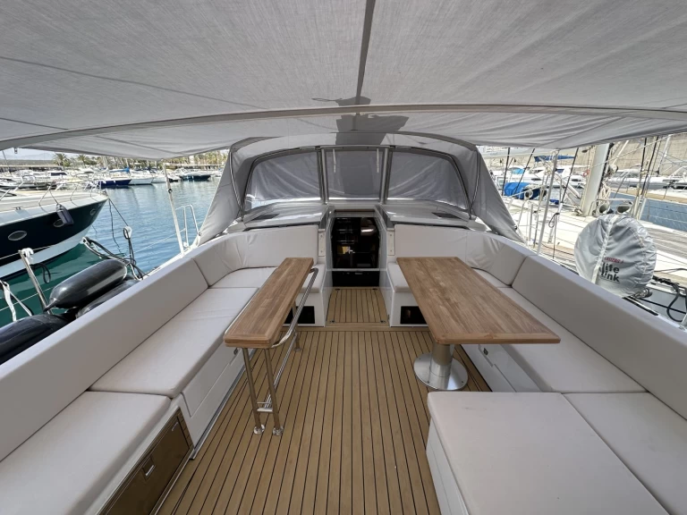 Noleggiare una Hanse Hanse 510 a La Savina