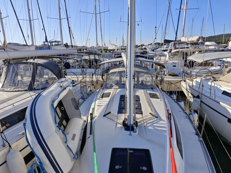 Noleggio barche Bavaria Cruiser 37 a Sukošan su Samboat