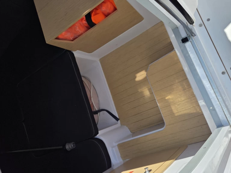 Noleggio a Port-Camargue – Ranieri Shadow 20 su SamBoat