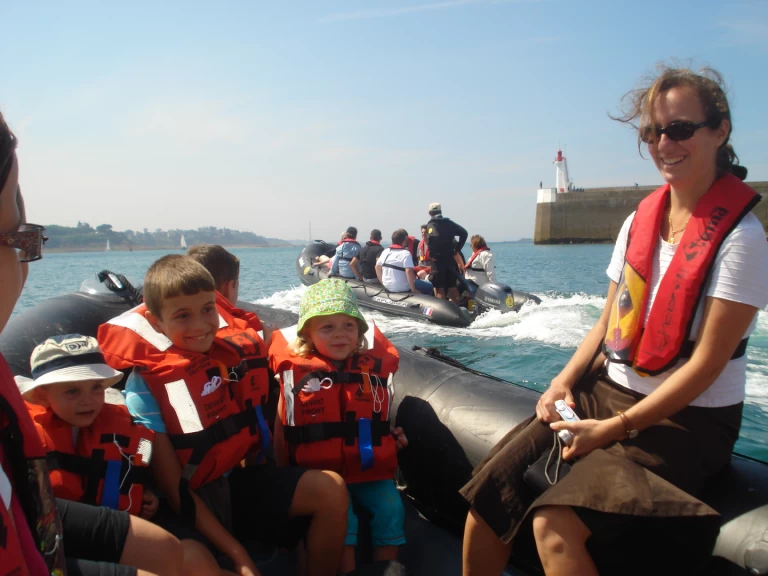 Noleggio barche Saint-Malo economico Explorer 550 DB