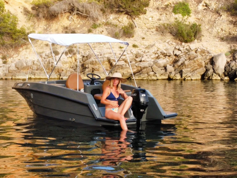 Noleggio barche Magonis Boats mag wave 550 a Santa Eulària des Riu su Samboat