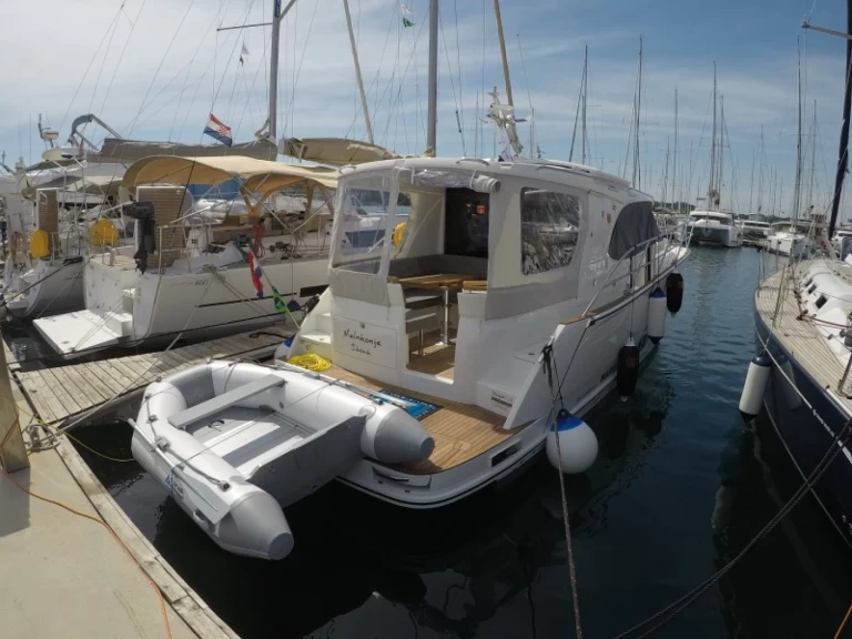 Noleggio barche Sebenico economico Marex 330 SCA