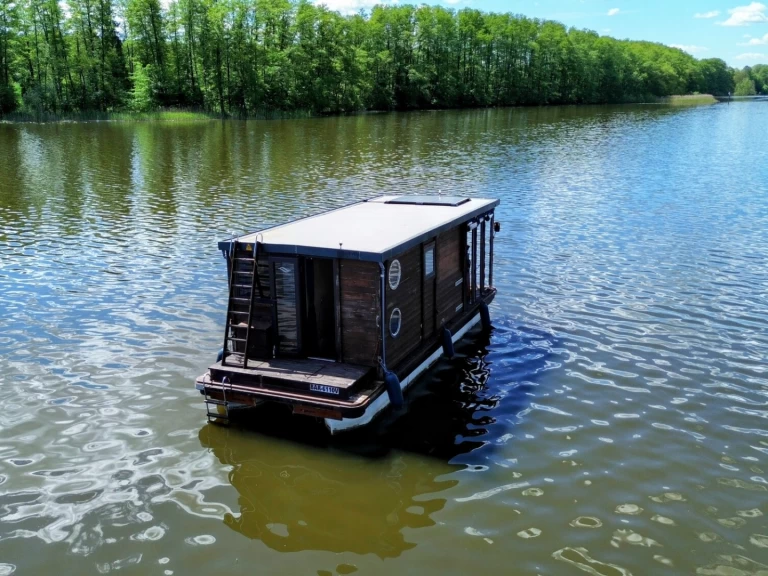 Noleggio Houseboat WOMA con patente nautica