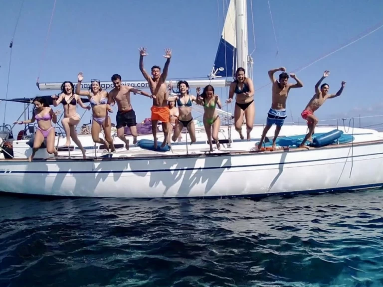 Barca a vela a noleggio a Ibiza Town al miglior prezzo