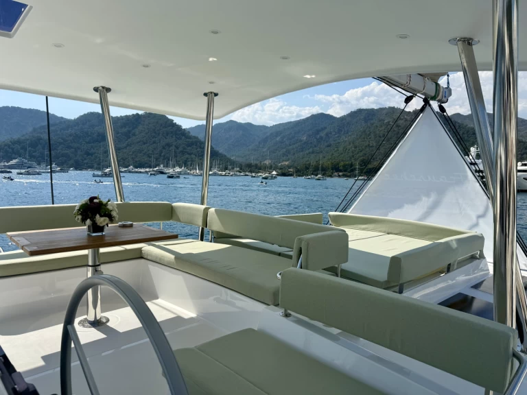 Noleggio Catamarano a Göcek – Bali Bali 4.6