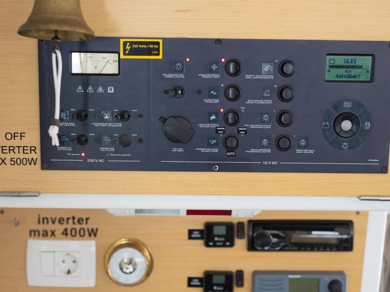 Noleggio barche Lagoon Lagoon 380 a Punat su Samboat