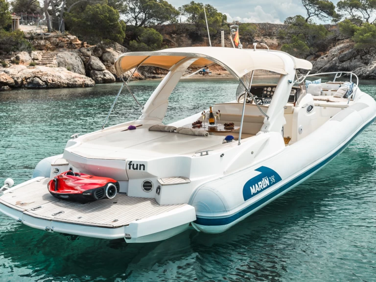 Noleggio barche Portals Nous economico Marlin Boat 38 Top