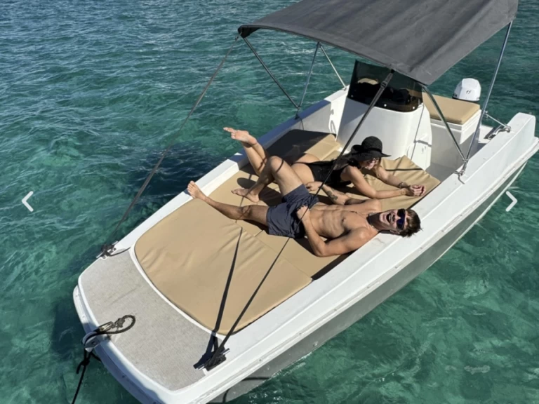 Noleggio Barca a motore con o senza skipper Adventure a Sant Antoni de Portmany