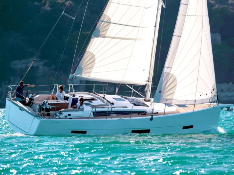 Noleggio barche Dufour Dufour 390 GL a Nassau su Samboat