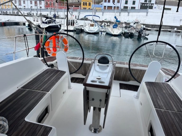 Noleggio barche Angra do Heroísmo economico Cruiser 46