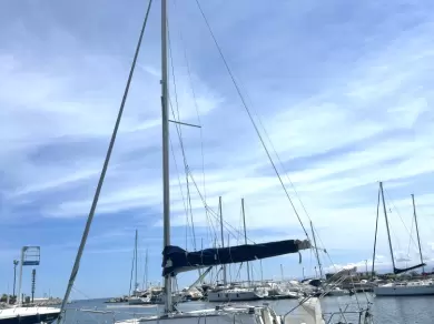 Bénéteau Oceanis 31 da affittare a  Palermo
