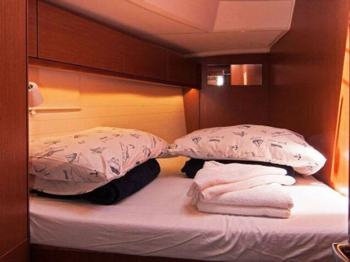 Noleggio Barca a vela a Spalato – Bavaria Cruiser 46