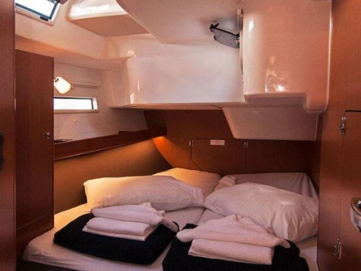 Noleggio barche Spalato economico Cruiser 51