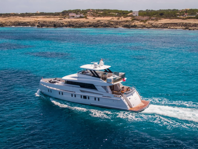 Noleggio a Ibiza Town – Vanquish VQ 82 su SamBoat