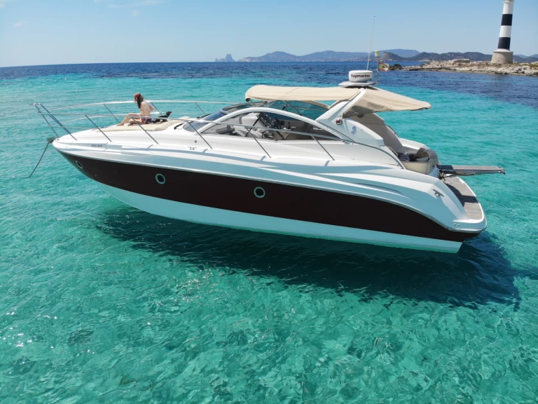 Noleggiare una Bénéteau Monte Carlo 37 a Ibiza Town
