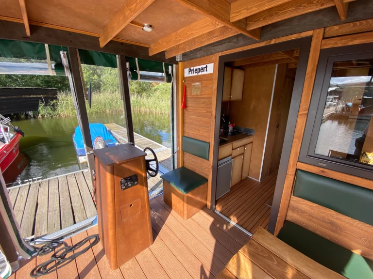 Noleggio Houseboat a Priepert – Floss D7