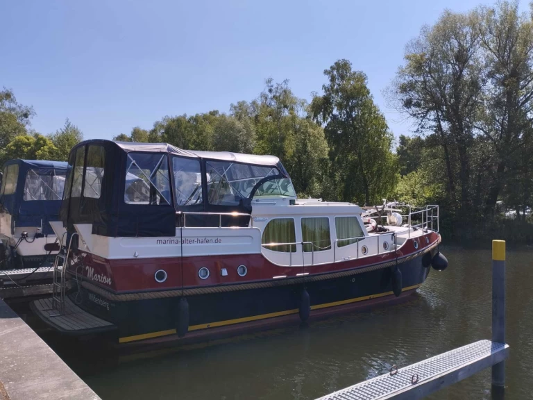 Noleggio barche Zehdenick economico Dutch Sturdy 380 AC Twin "Marion"