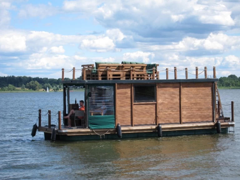 Houseboat a noleggio a Wesenberg al miglior prezzo