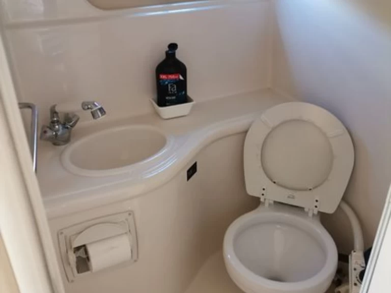 Noleggio barche Párga economico Monterey 295 Sport Yacht