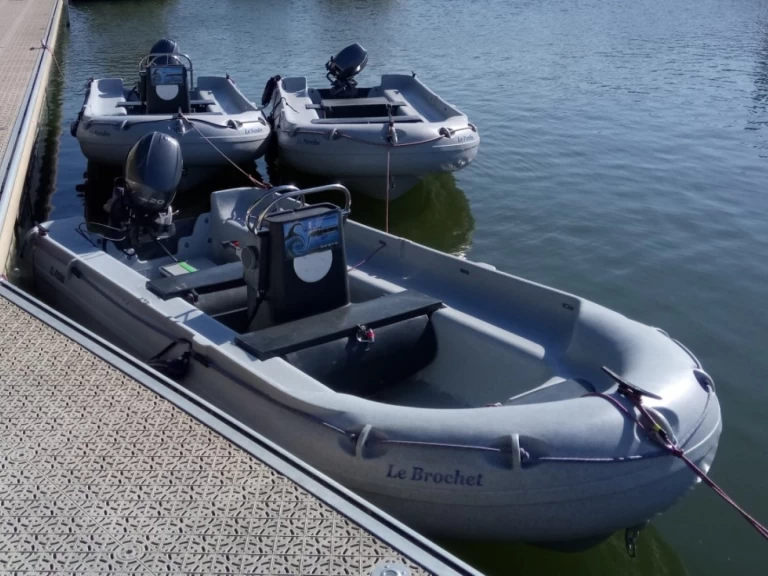 Noleggio Barca a motore Fun Yak con patente nautica