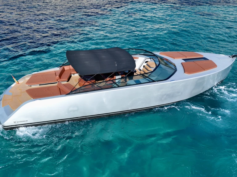 Noleggio Yacht di lusso a Ibiza Town – WATERDREAM CALIFORNIA 65 Sir Hotels