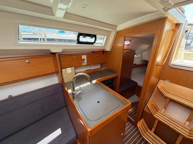 Noleggio barche Jezera economico Cruiser 34