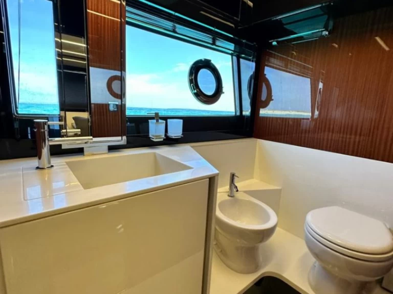 Noleggio a Santa Eulària des Riu – RIVA RIVALE 56 NEXT LEVEL su SamBoat