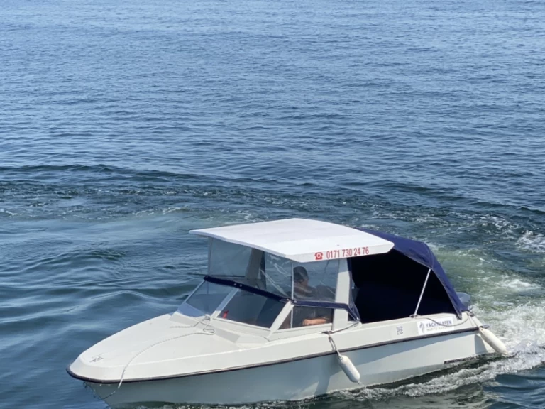 Noleggio barche Waren (Müritz) economico Lotus