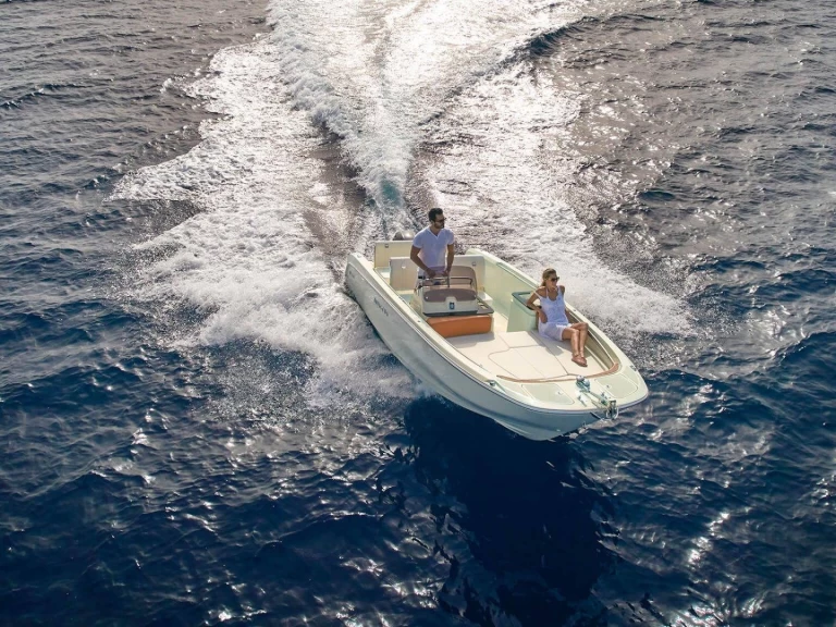 Noleggio barche Invictus  Invictus 200SX a Sant Antoni de Portmany su Samboat