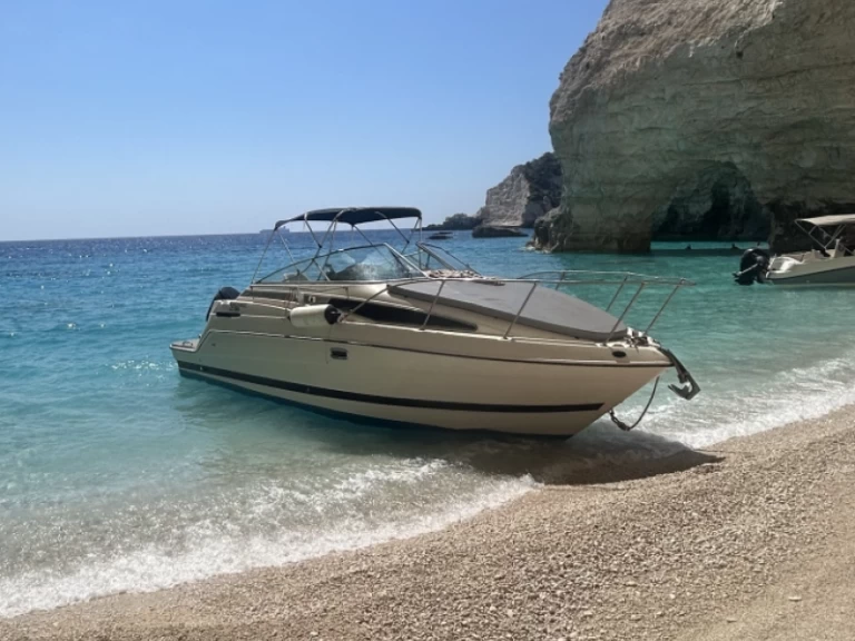 Noleggio Barca a motore a Zante – Bayliner Bayliner 2355 Ciera